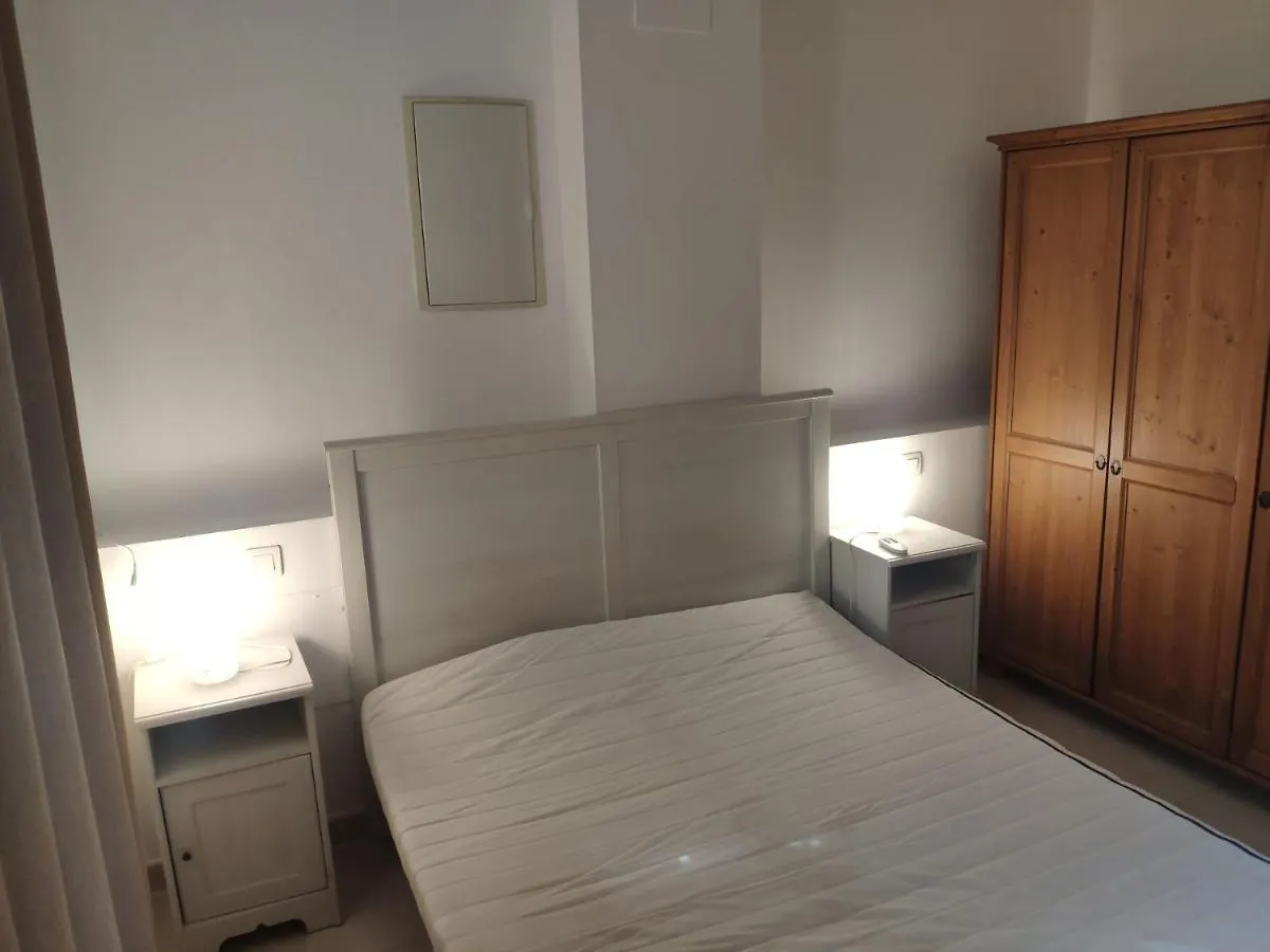 L4 Apartment Santiponce